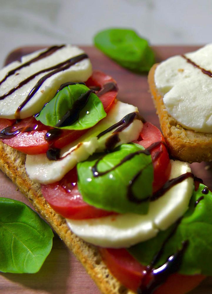 Caprese Toast 